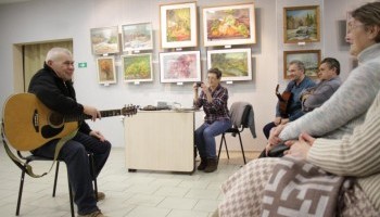 В Серове прошел концерт-разговор об истории бардовской песни
