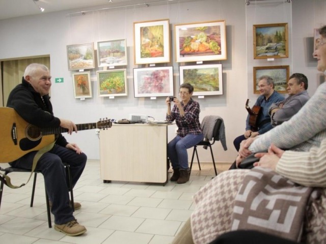 В Серове прошел концерт-разговор об истории бардовской песни